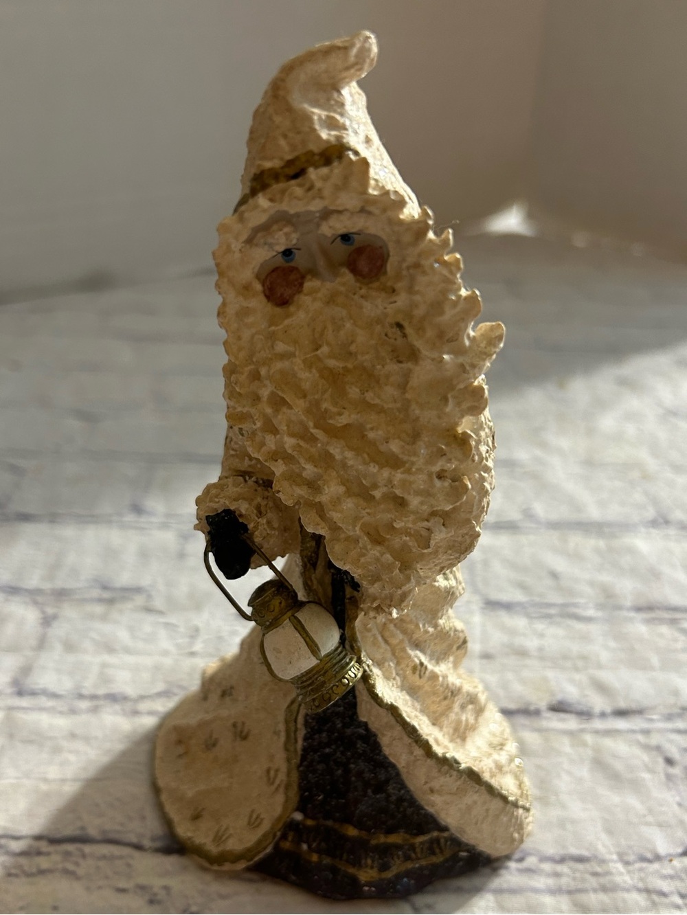 ENESCO BELSNICKLE SANTA CLAUS FIGURINE FROM A NICKEL (1997) VINTAGE